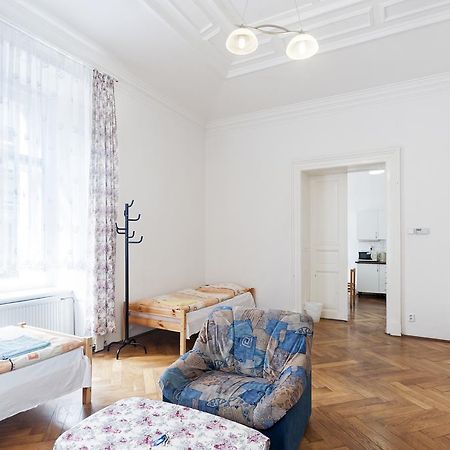 Gallery Hostel ปราก ภายนอก รูปภาพ